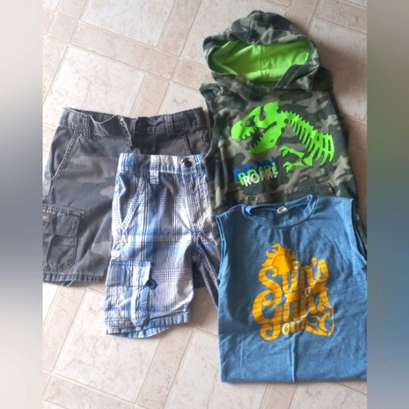 Wrangler Other - Boys size 5 shorts,summer shirts